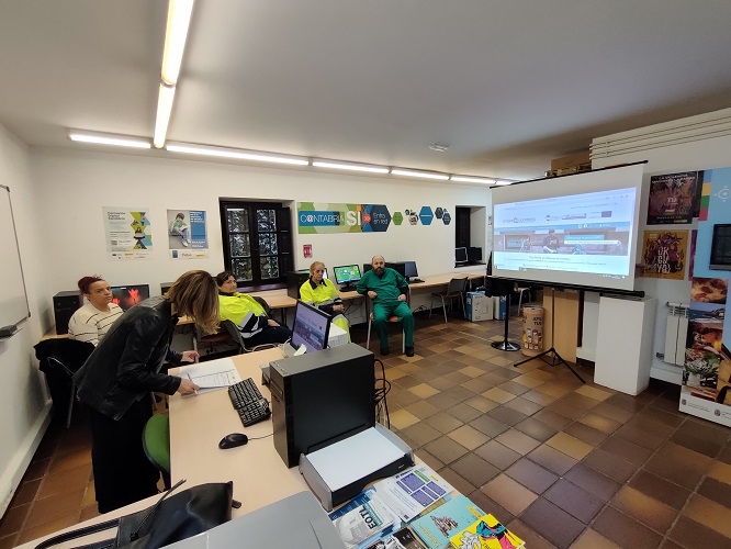 Realizadas las charlas de orientación laboral para el personal de CCLL de los Aytos de Santillana del Mar y de Reocin