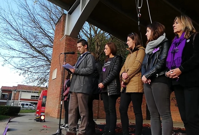Decenas de escolares participaron en los actos contra la violencia de género de Puente San Miguel