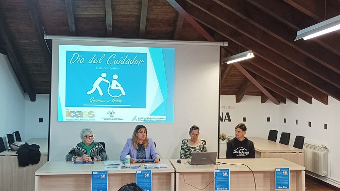 La Mancomunidad Altamira- Los Valles celebra una Jornada de reflexión y apoyo a familias y profesionales del cuidado a personas dependientes.