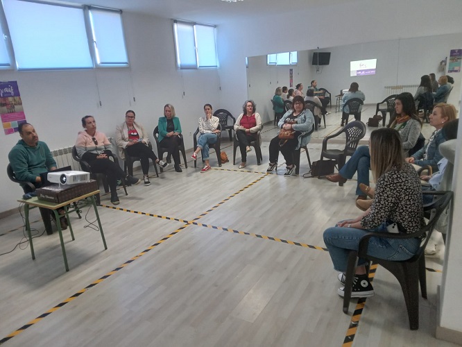 Se celebra la mesa de coordinación del Programa de Atención Integral a las Familias del Gobierno de Cantabria